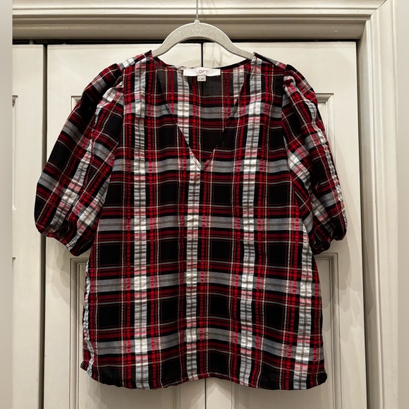 Loft, seersucker red, black & white v neck short elastic puff sleeve, XS - Picture 1 of 12
